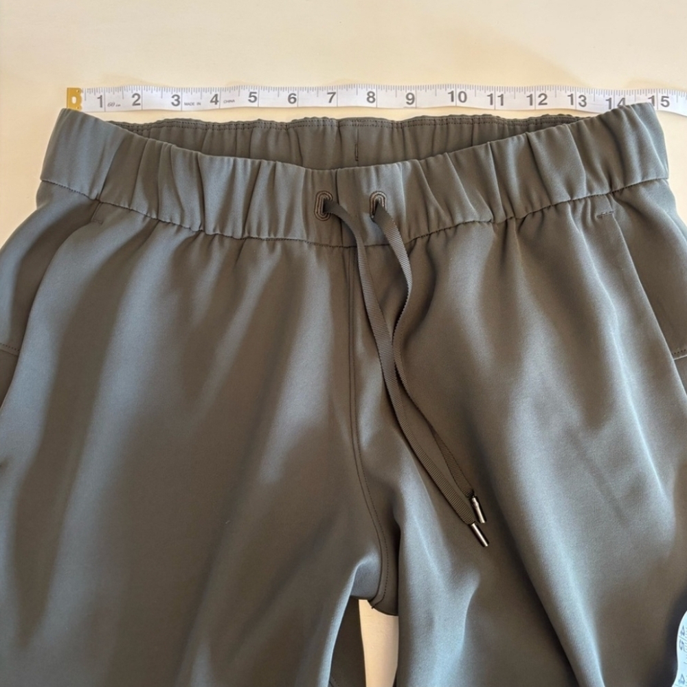 Lululemon On the Fly Jogger Dark Olive Sz 8 - Picture 7 of 9